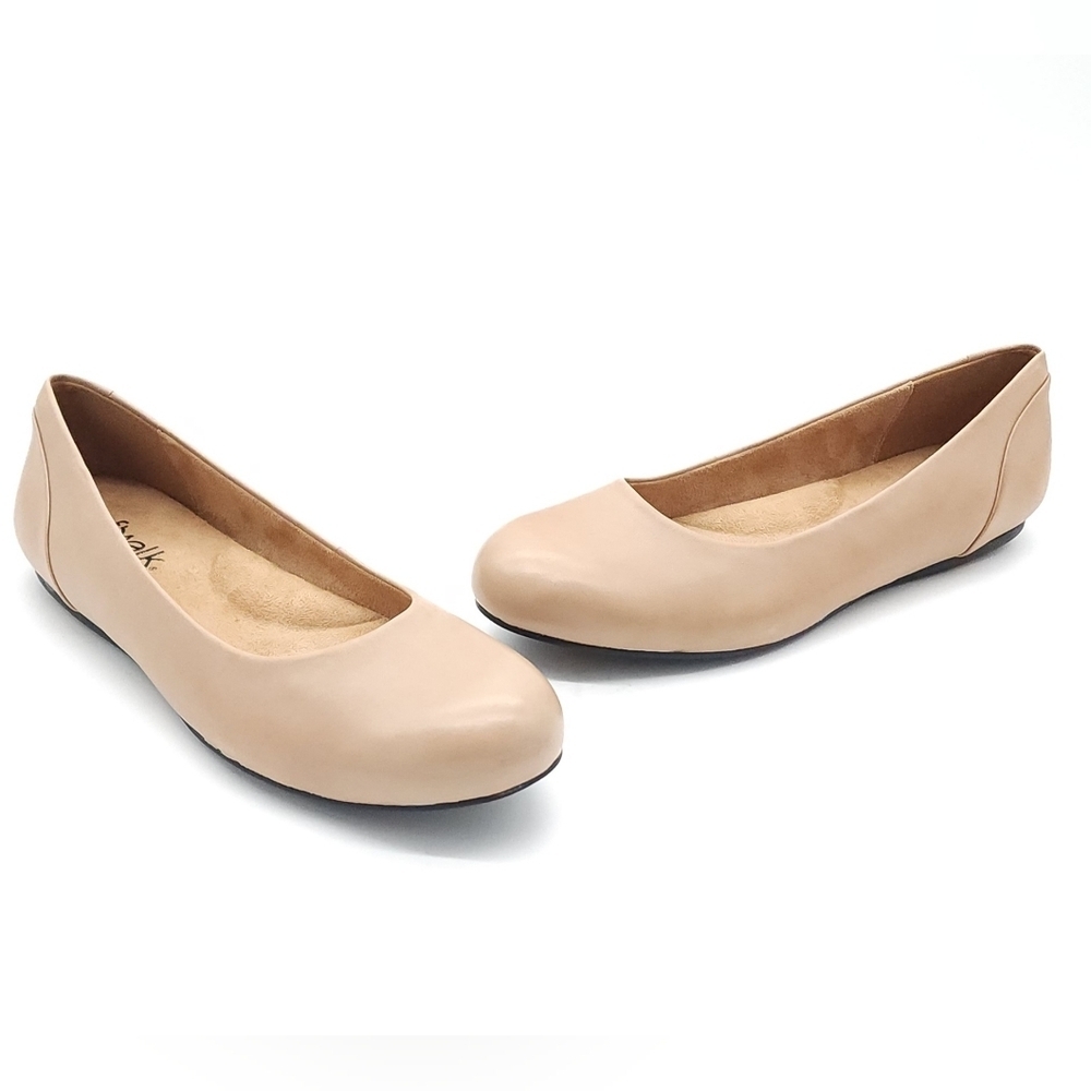 Softwalk Sonoma Women's Beige Slip on Casual Flats Shoes Size 11 Narrow